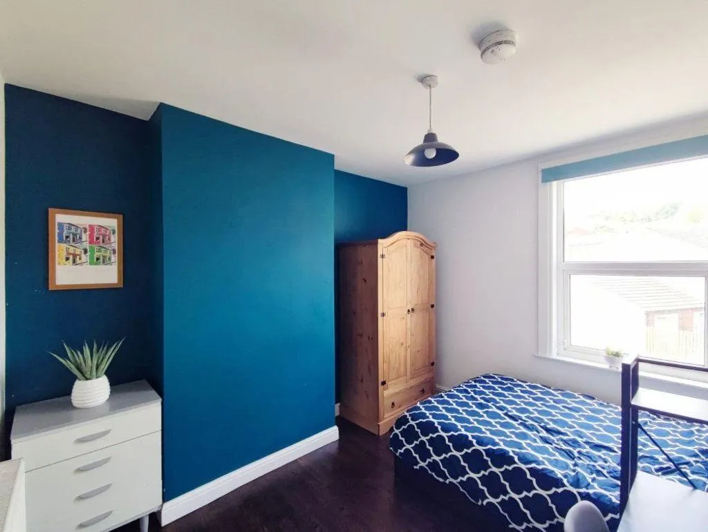 1 bed property to rent, Whitehouse Lane, S6