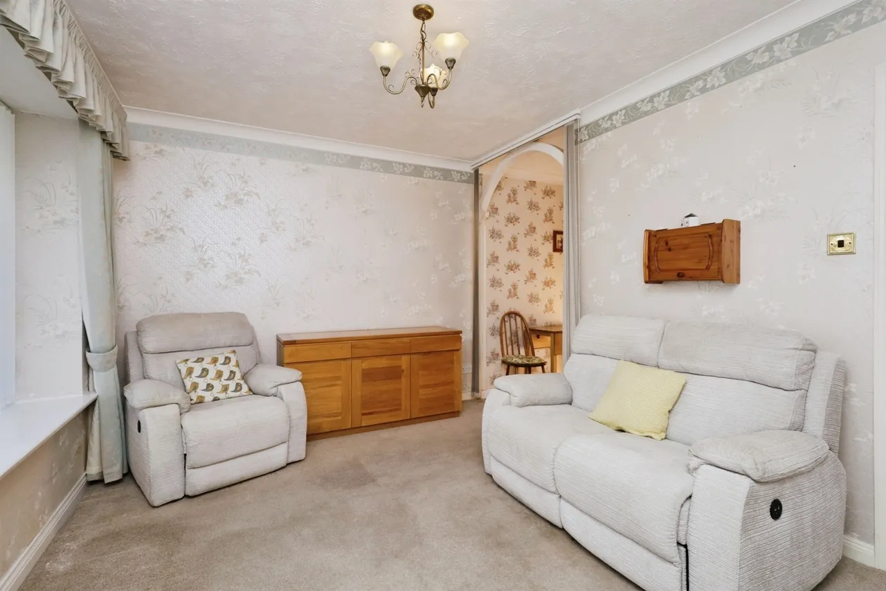 Granville Road, Eastbourne, photo 4