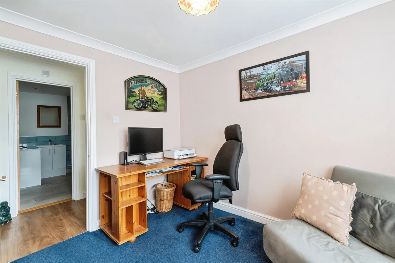 Ebbw Road, Caldicot, NP26, photo 20
