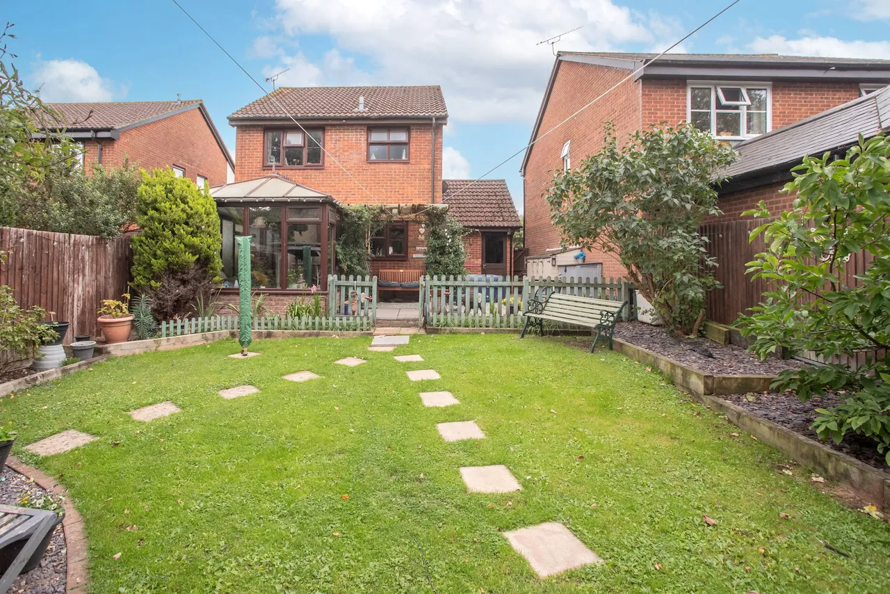 Woodlands Road, Charfield, photo 11