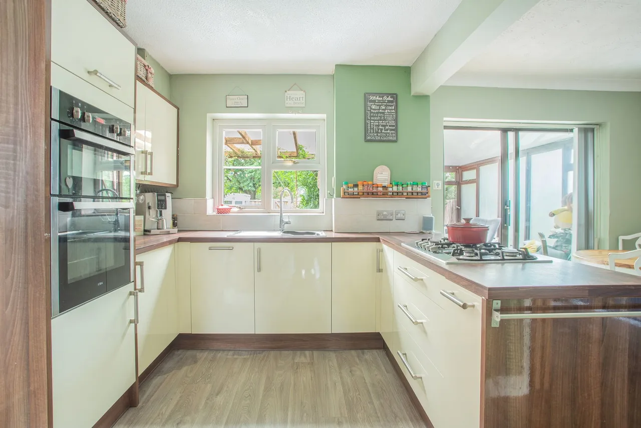 Woodlands Road, Charfield, photo 16