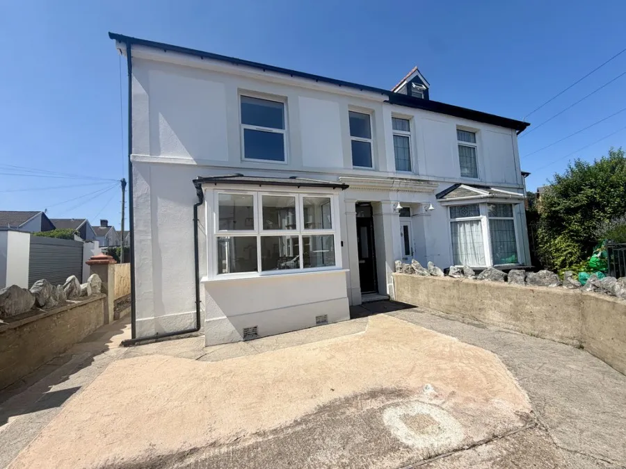 4 bed house for sale, The Walk, Merthyr Tydfil
