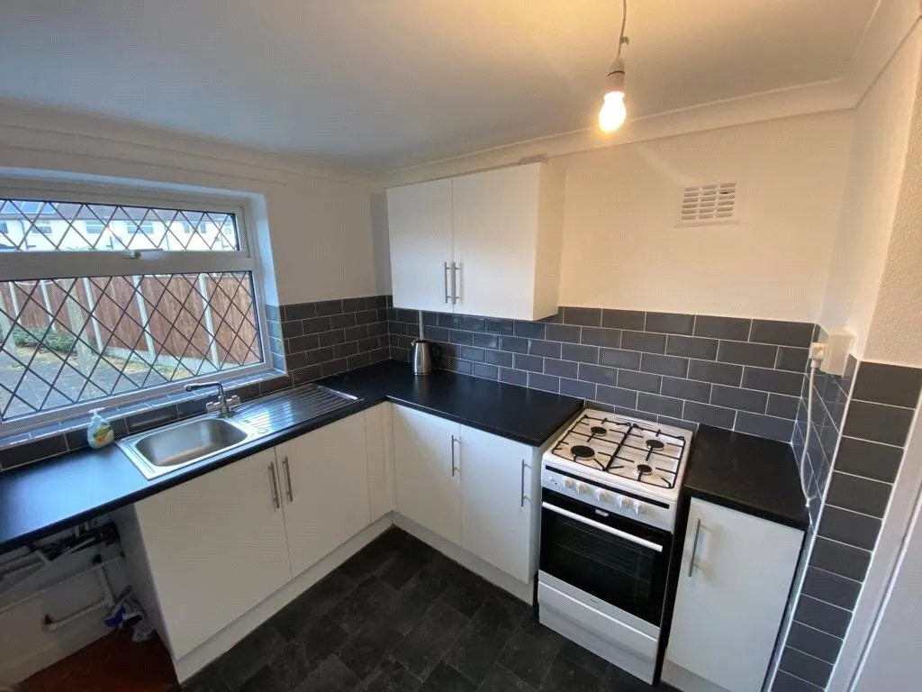 Manesty Crescent, Clifton, Nottingham, NG11, photo 2