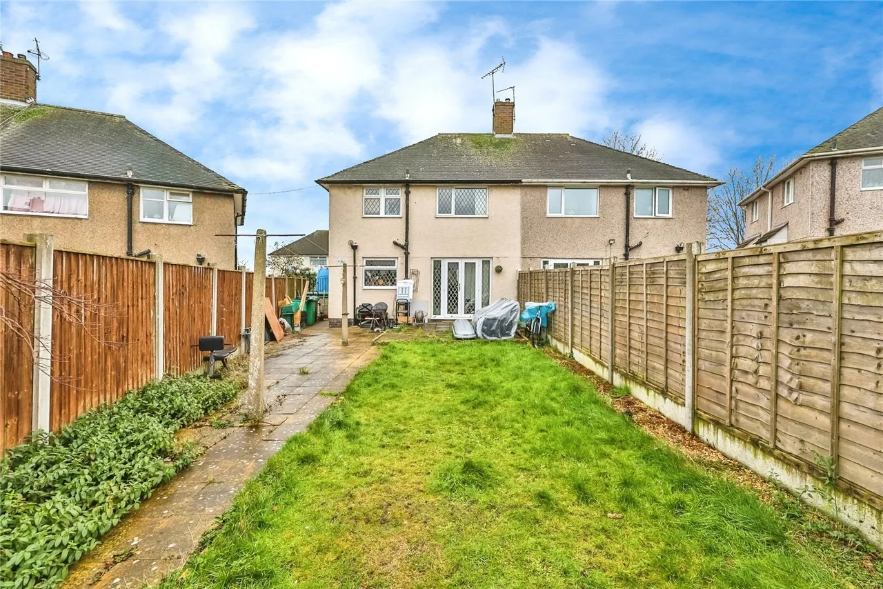 Manesty Crescent, Clifton, Nottingham, NG11, photo 4