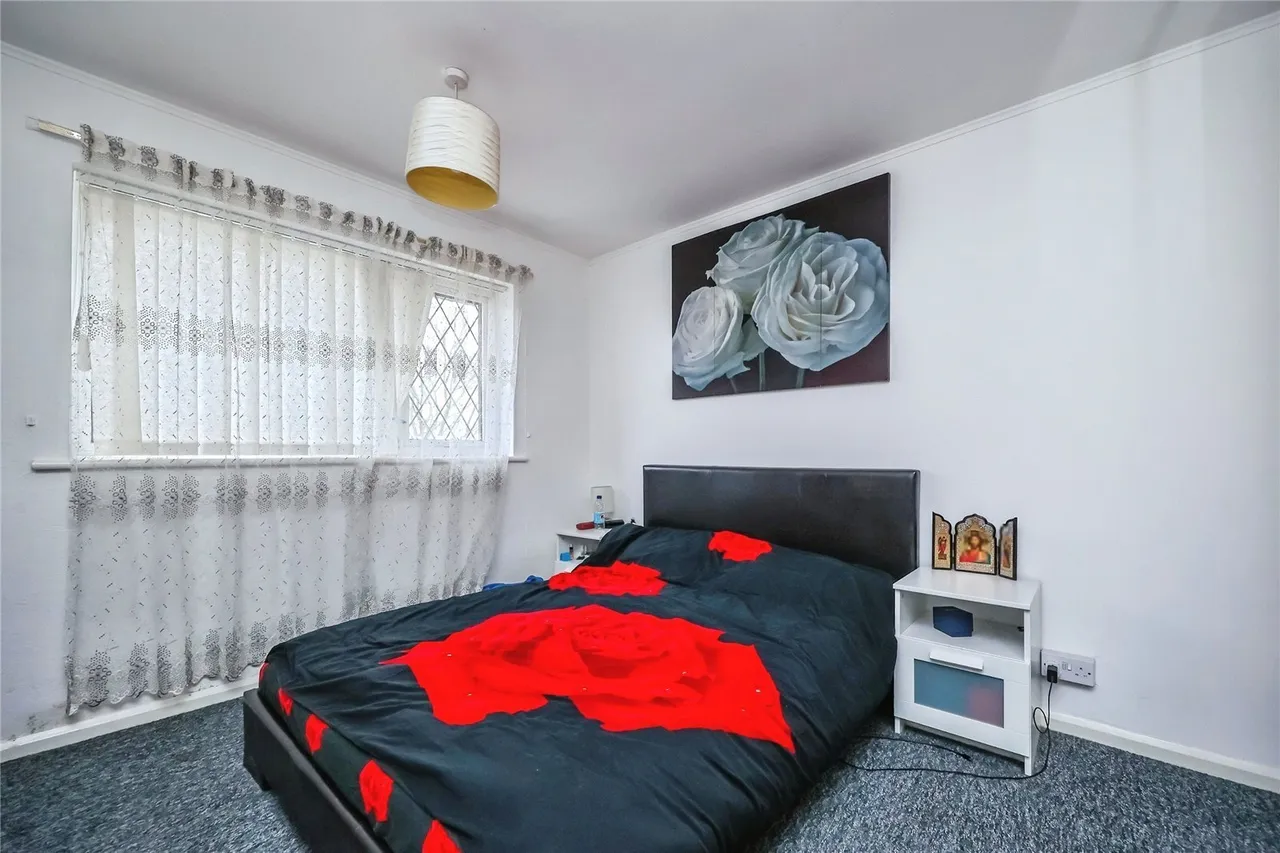 Manesty Crescent, Clifton, Nottingham, NG11, photo 7