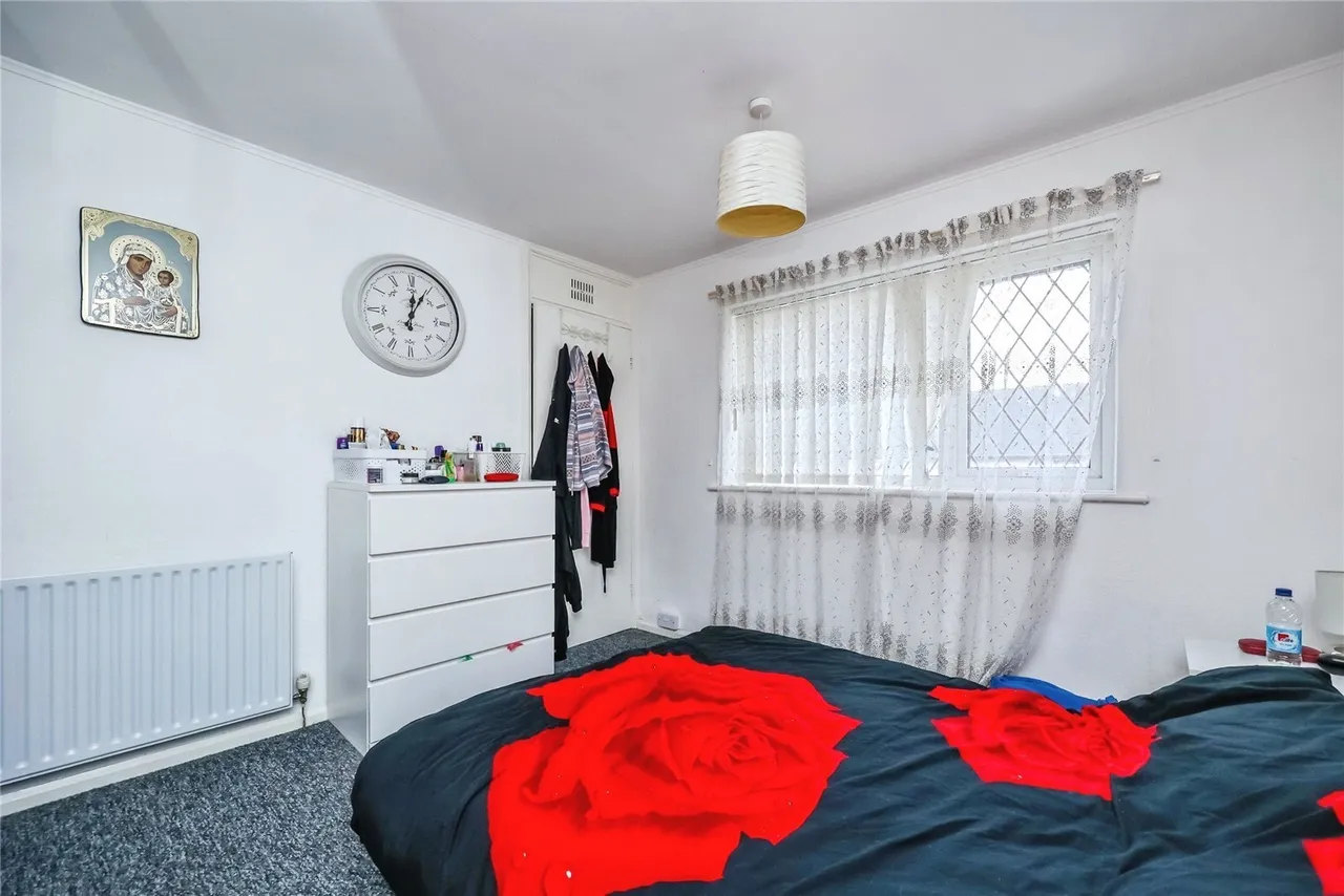 Manesty Crescent, Clifton, Nottingham, NG11, photo 8