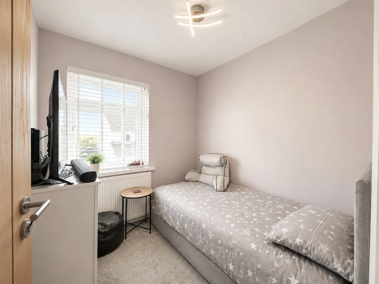 Byron Road, Priory Park, SA61, photo 14