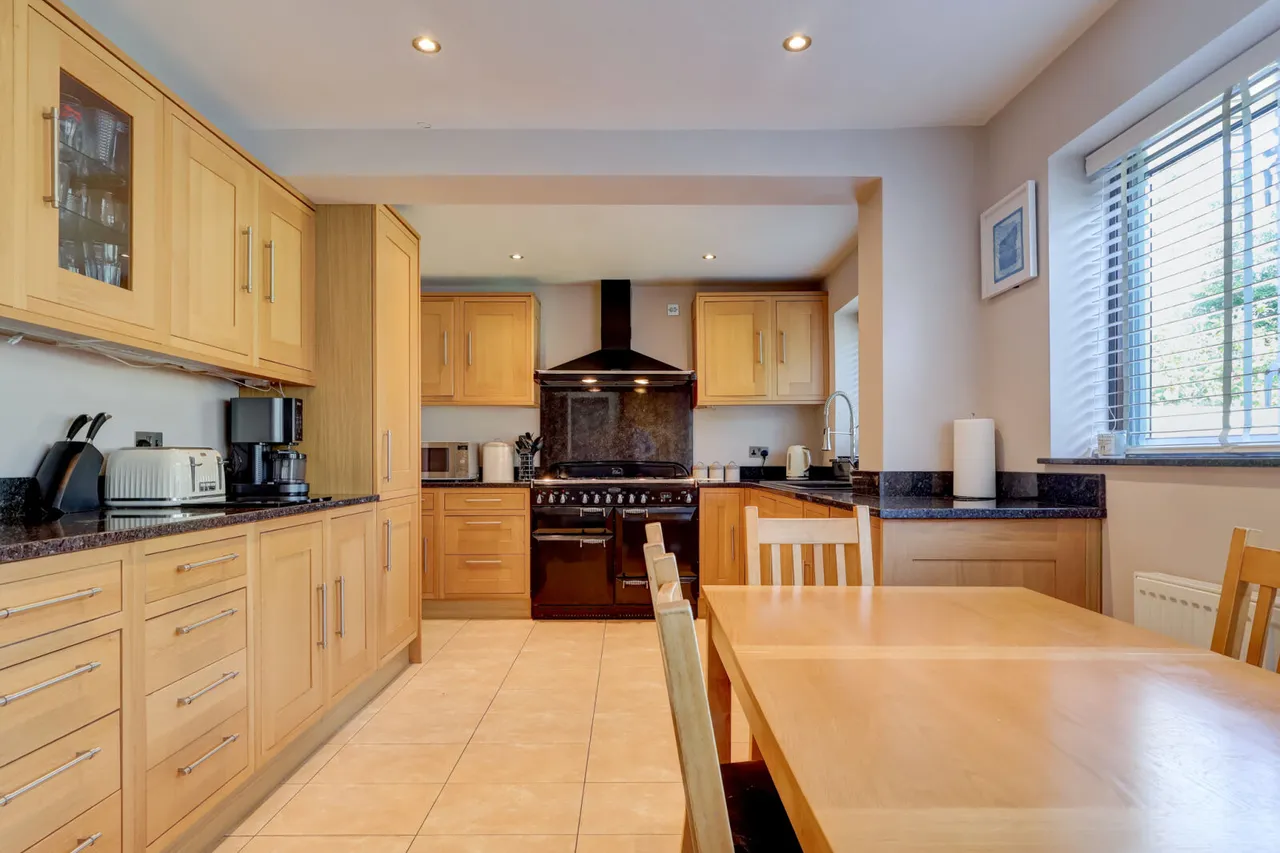 Harvest Bank, Amersham, HP6, photo 2