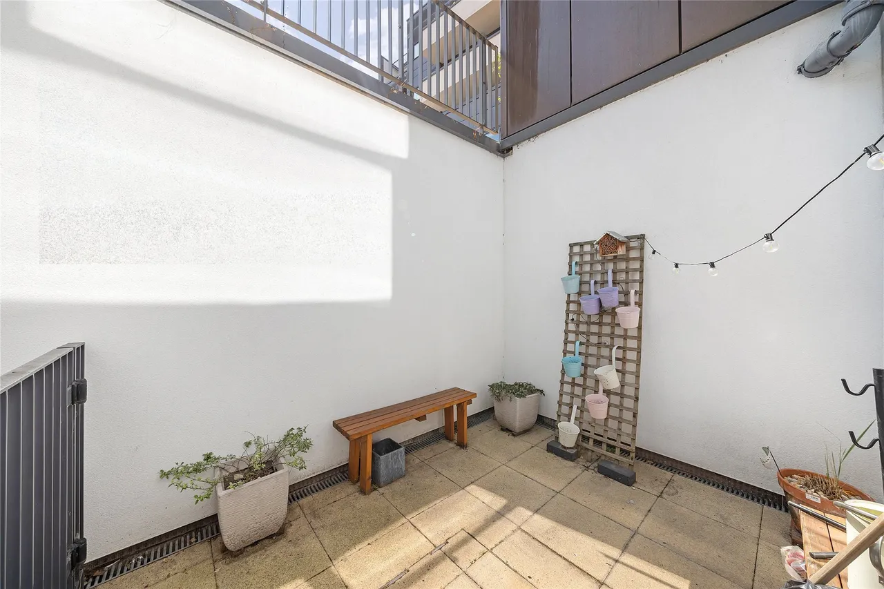 Singer Mews, London, SW4, photo 4