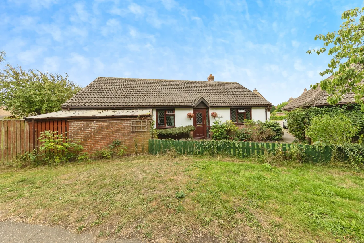 Capel Park, Frinton-On-Sea, CO13, photo 2