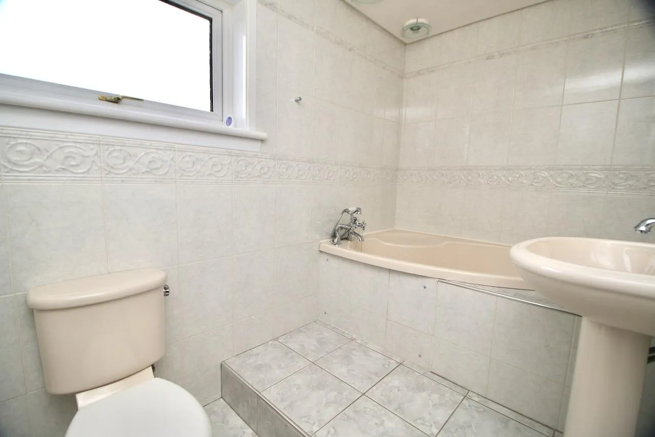 Etive Court, Condorrat, Cumbernauld, G67 4JA, photo 14