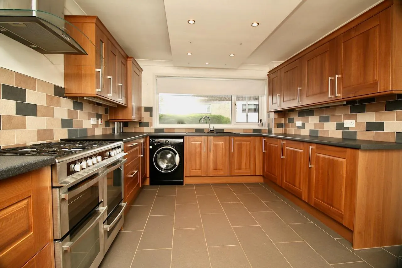 3 bed house for sale — Etive Court, Condorrat, Cumbernauld, G67 4JA