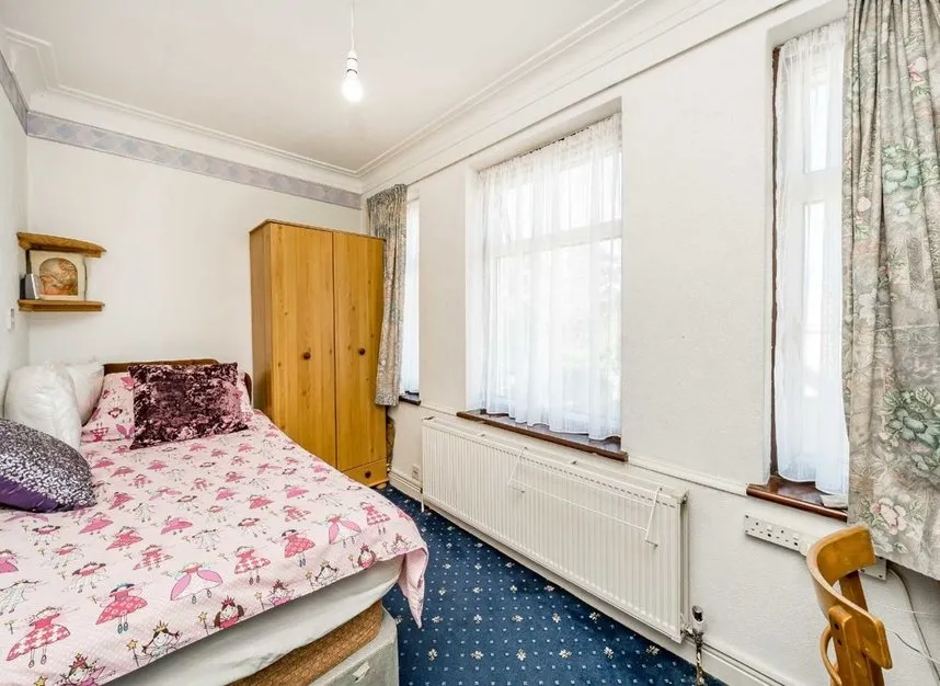 Hillcourt Avenue, North Finchley, N12, photo 7