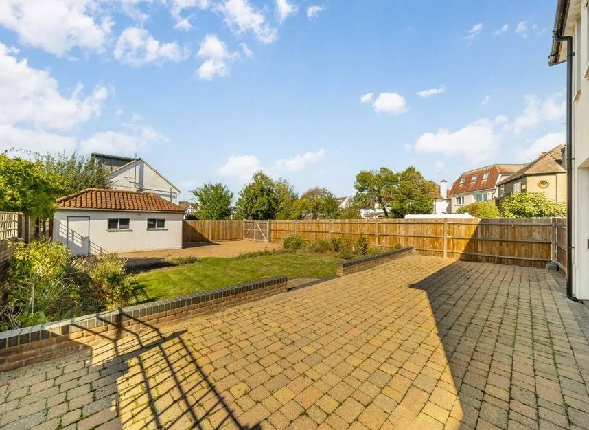 Hillcourt Avenue, North Finchley, N12, photo 9