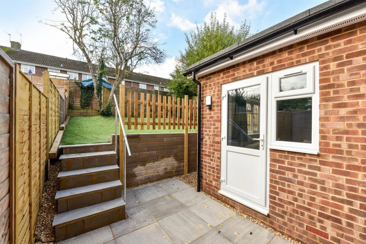 Imber Road, Winnall, SO23, photo 13
