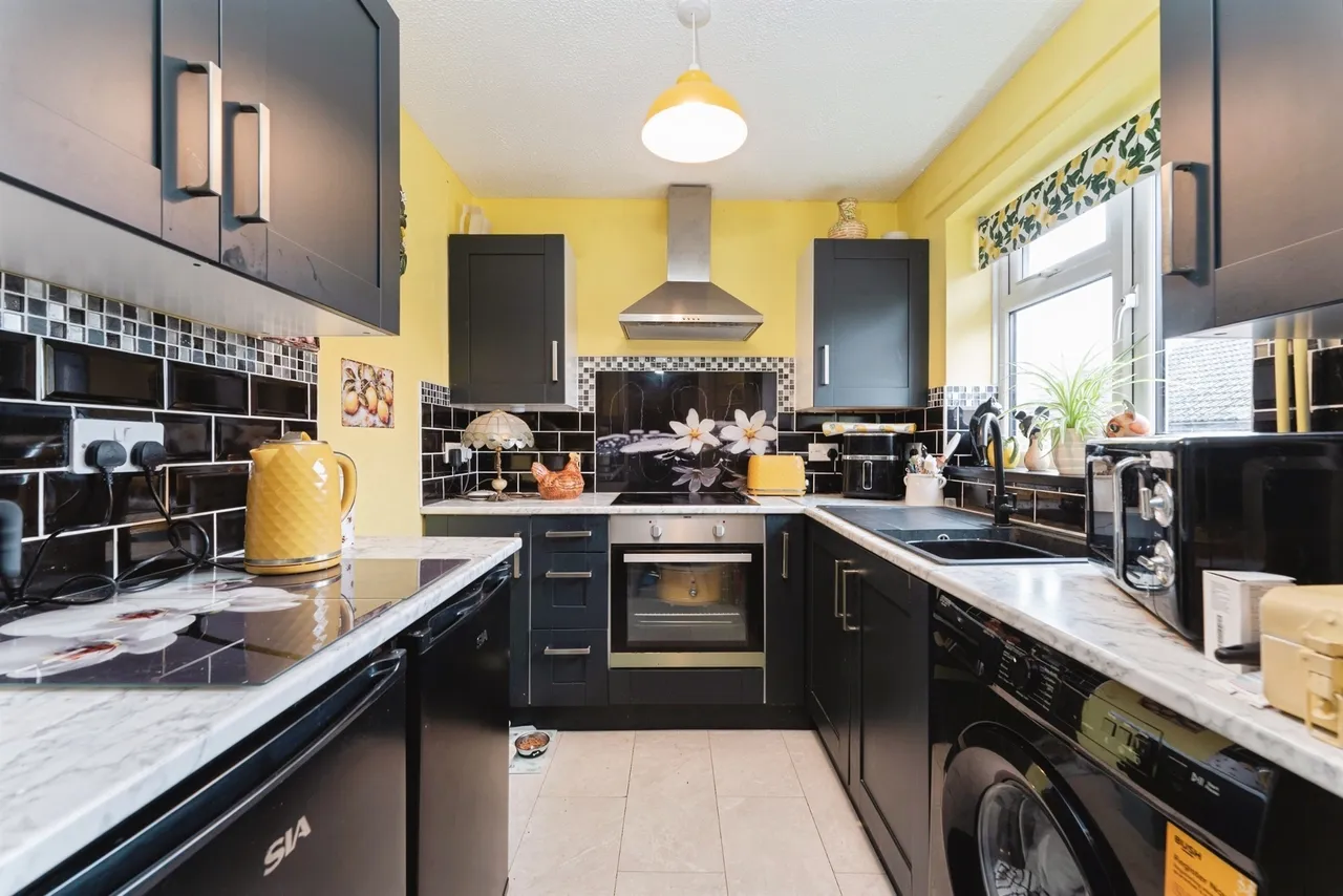 Willow Close, Brandon, photo 4