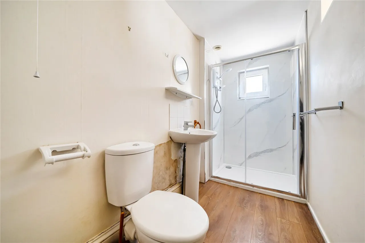 Hales Road, Cheltenham, GL52, photo 9
