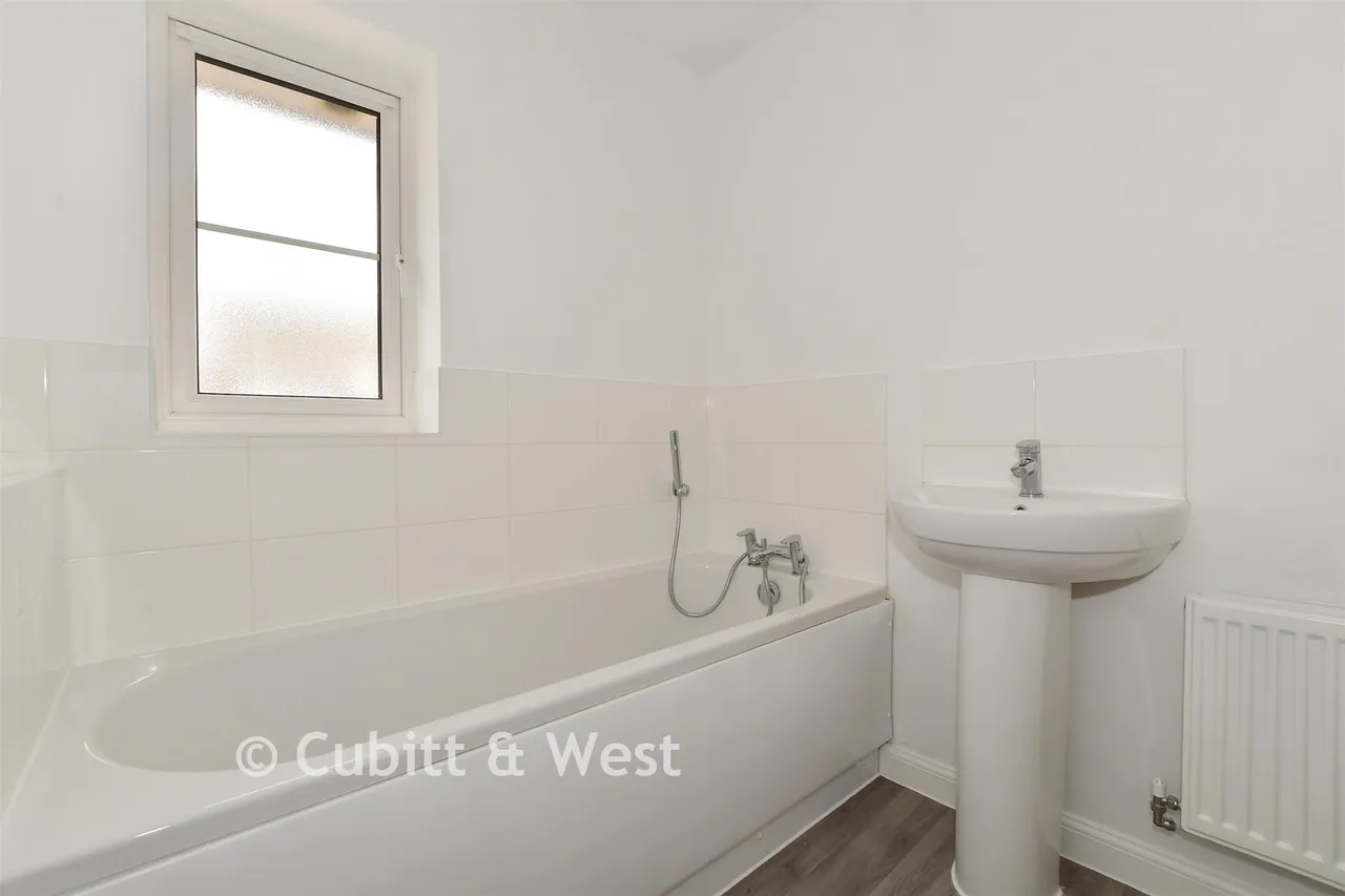Randall Way, Littlehampton, BN17, photo 10