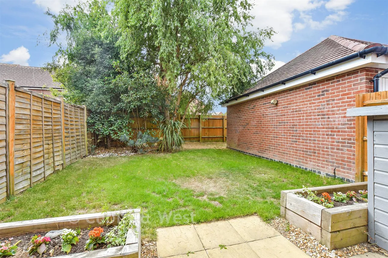 Randall Way, Littlehampton, BN17, photo 2