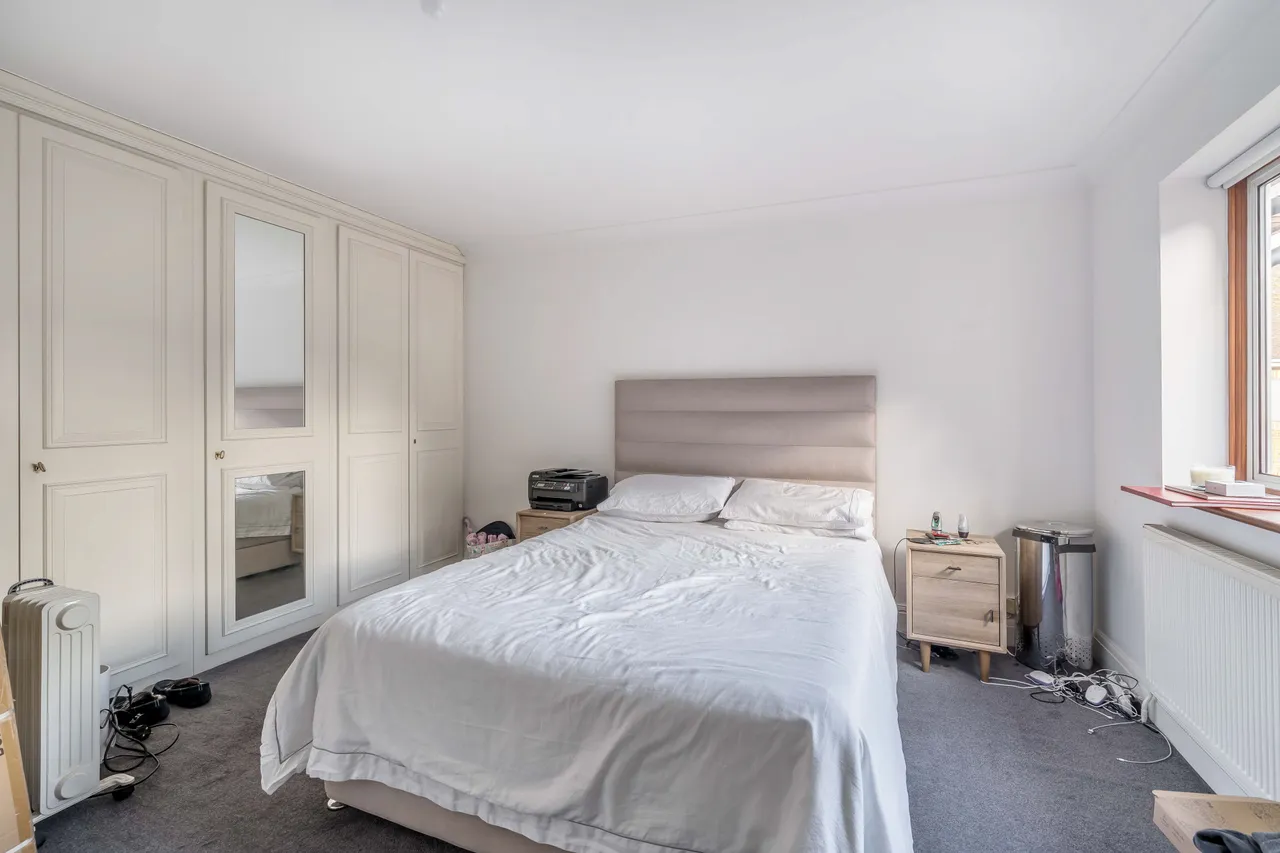 11 The Callanders, Heathbourne Road, Bushey, photo 4