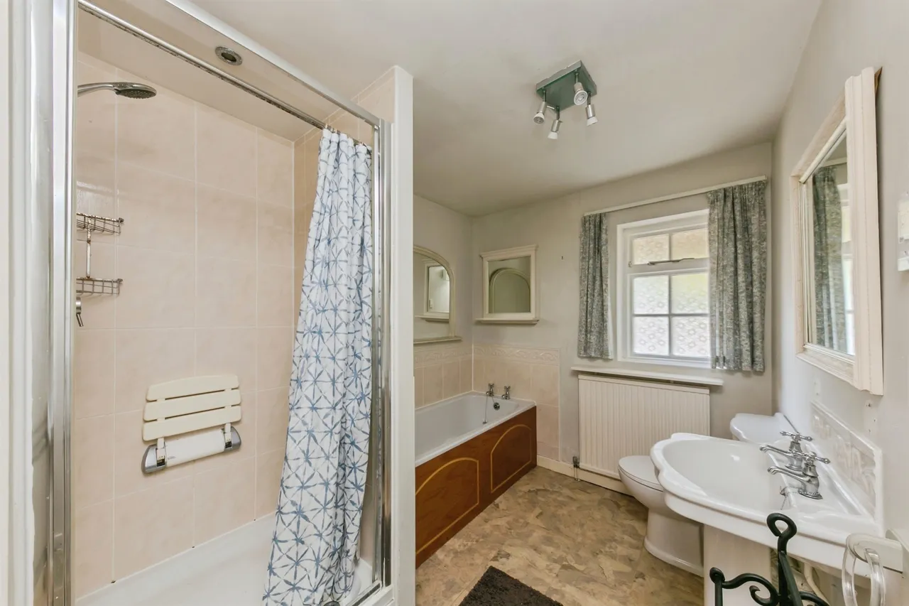 College Road, Denstone, ST14, photo 23
