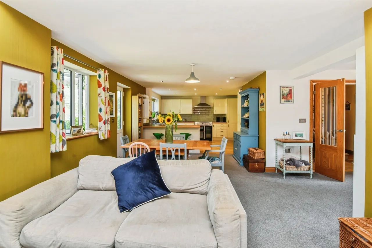 Rossiters Road, Frome, BA11, photo 4