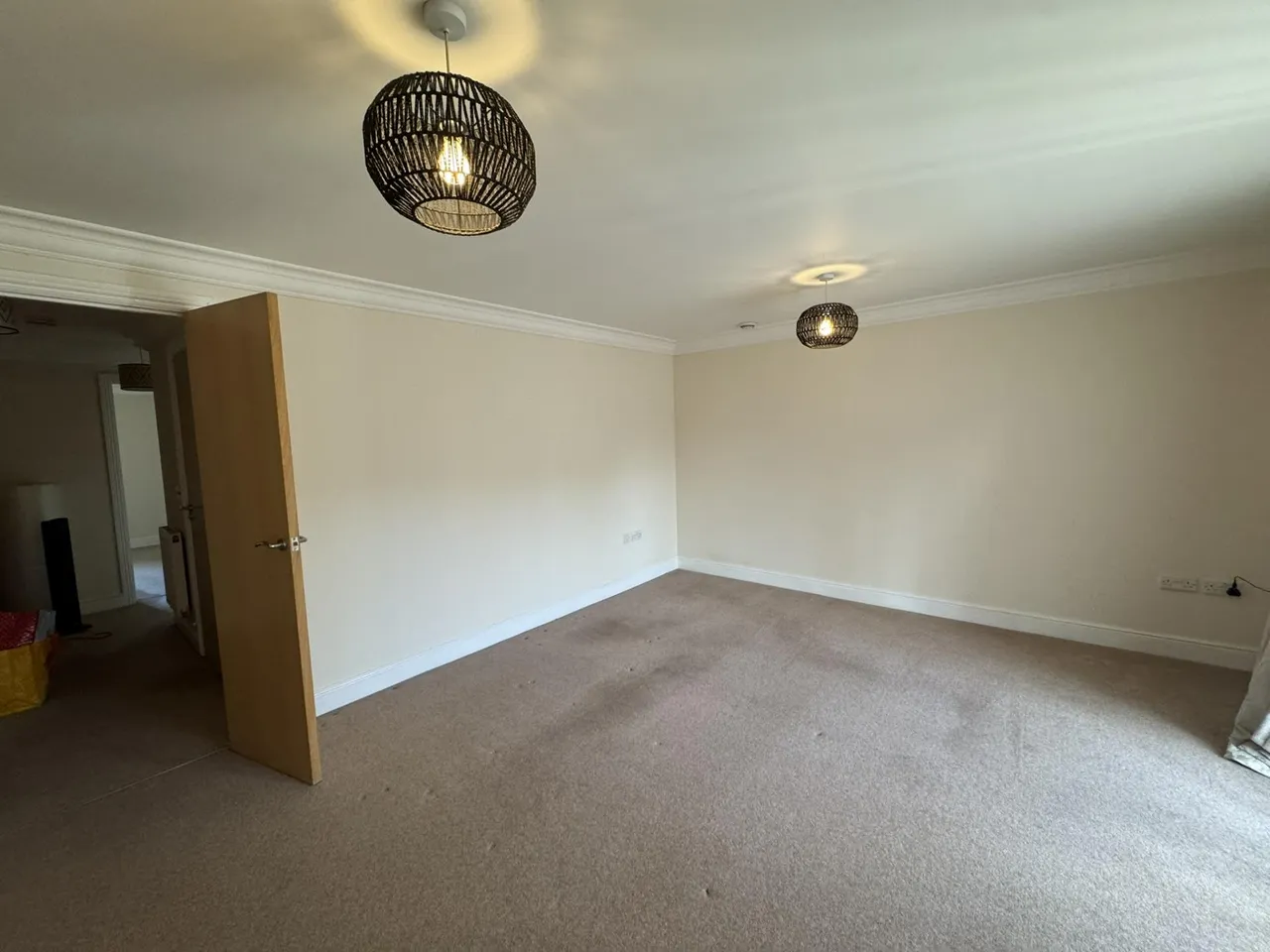 Albion Way, Horsham, RH12, photo 4