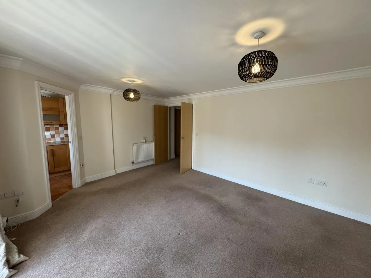 Albion Way, Horsham, RH12, photo 3