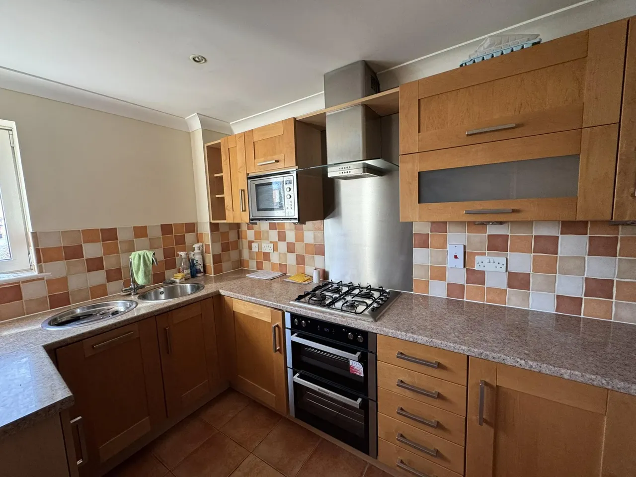 Albion Way, Horsham, RH12, photo 5