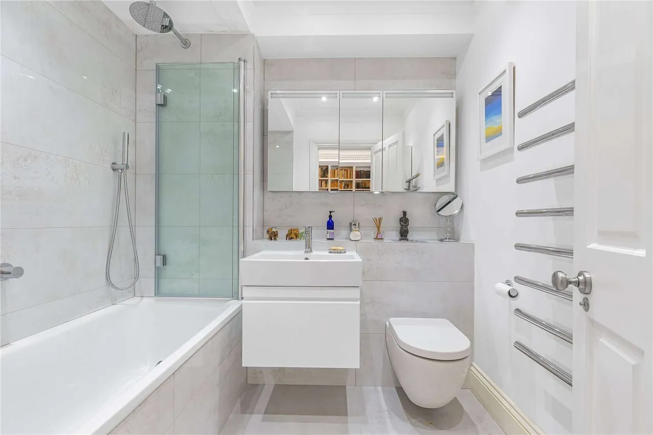 Blanchard House, 28 Clevedon Road, Twickenham, TW1 2TD, photo 8