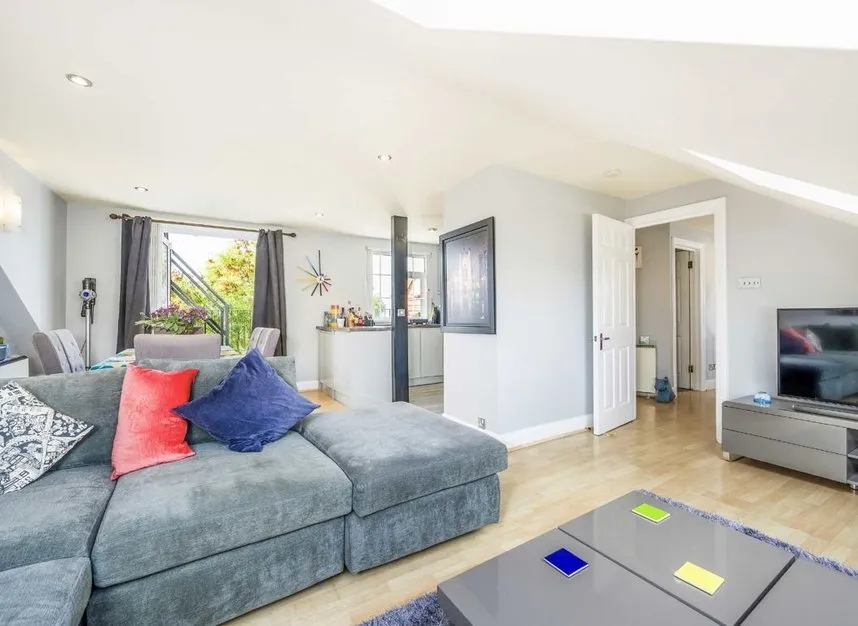 1 bed flat for sale, Finchley Road, Hampstead, NW3