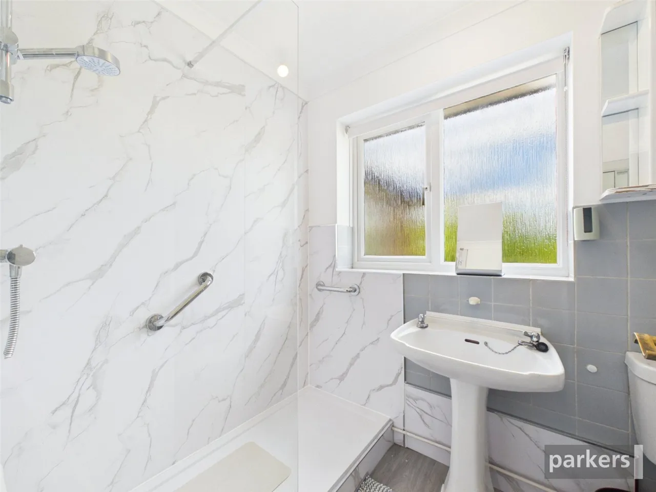 St. Patricks Avenue, Charvil, RG10, photo 18