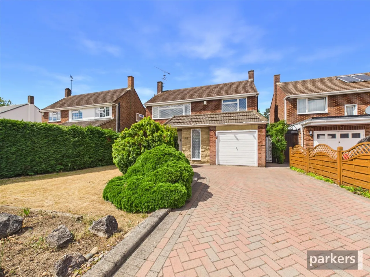 St. Patricks Avenue, Charvil, RG10, photo 25