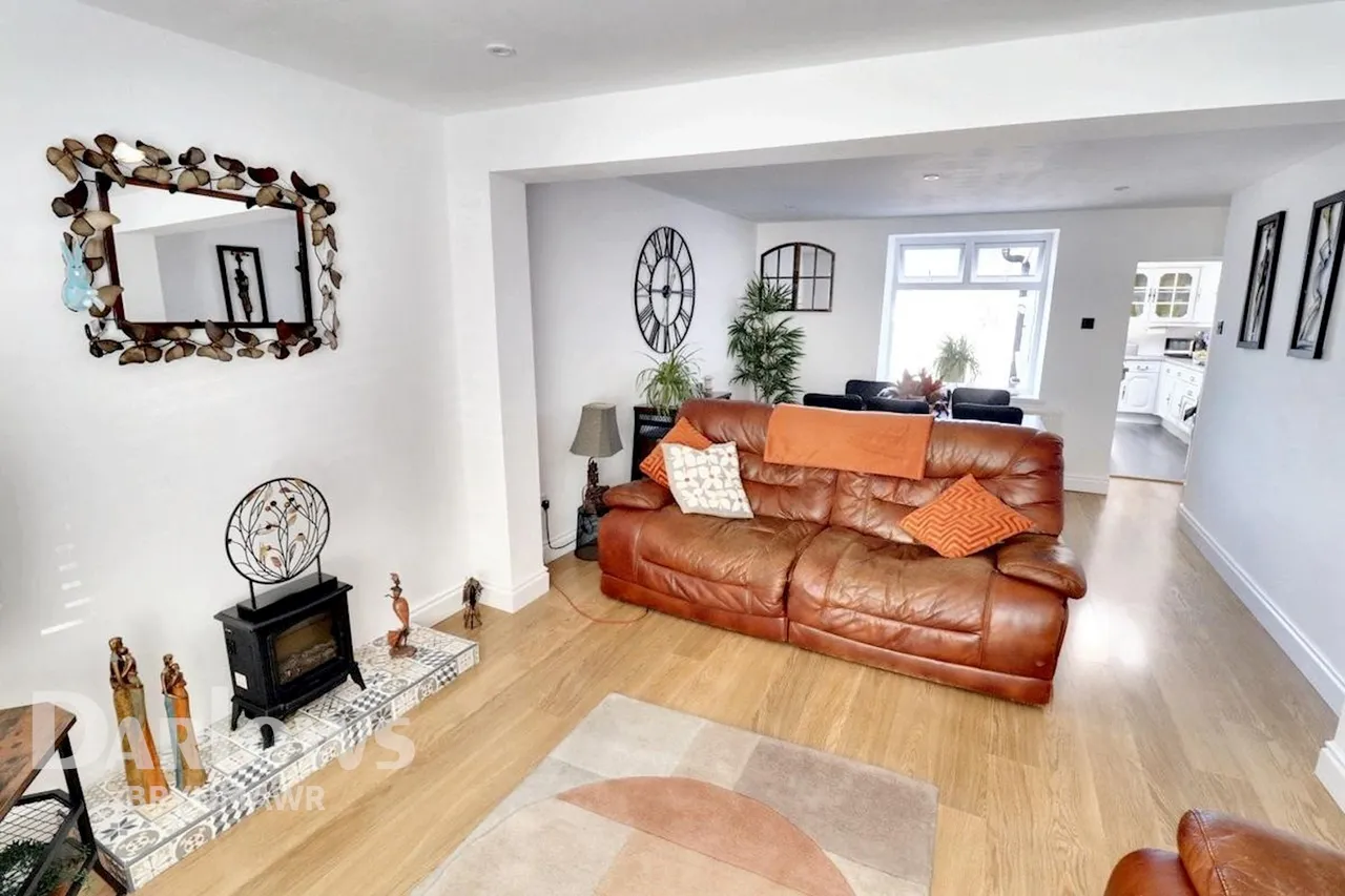 Hafod Fan Road, Abertillery, photo 4