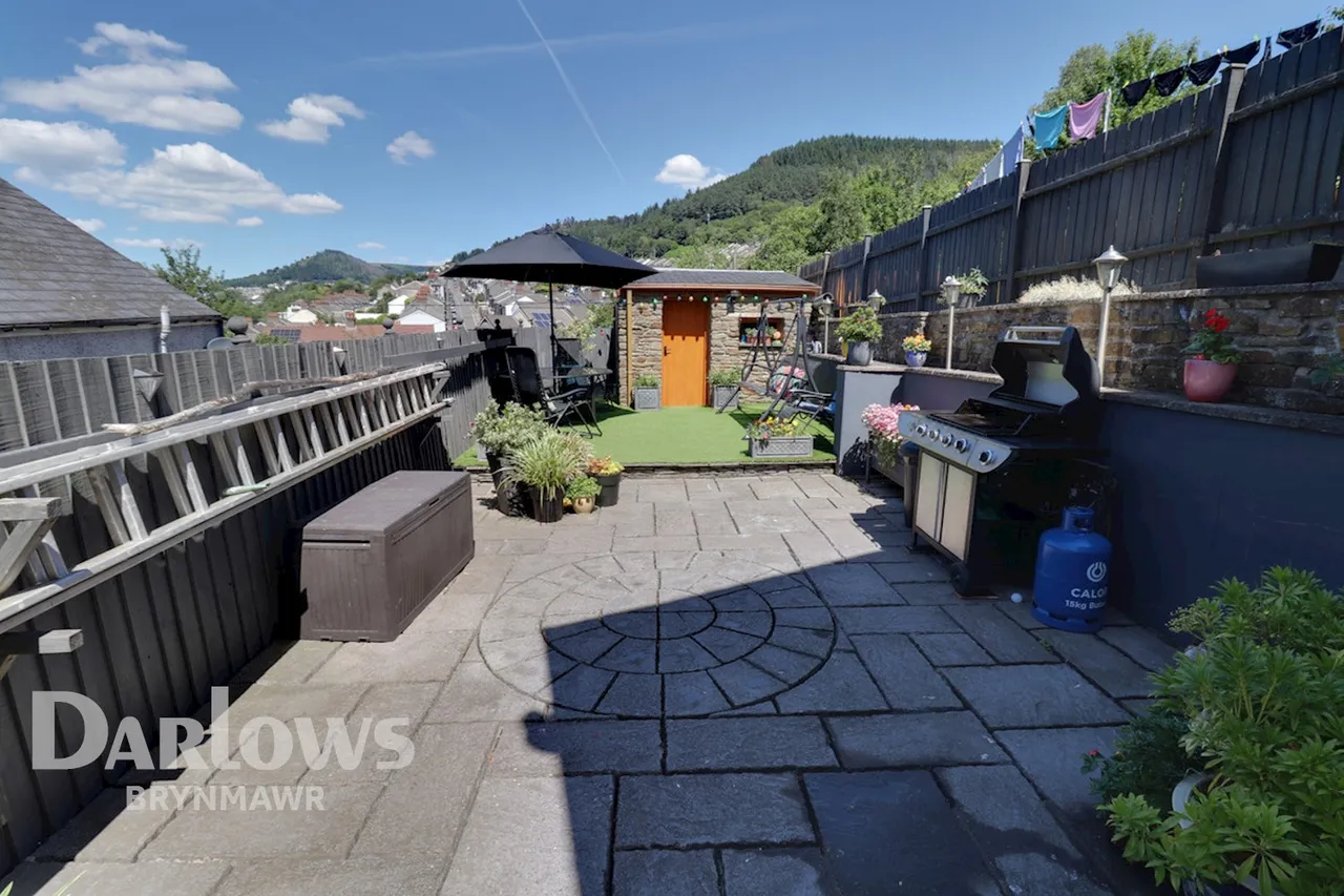 Hafod Fan Road, Abertillery, photo 20