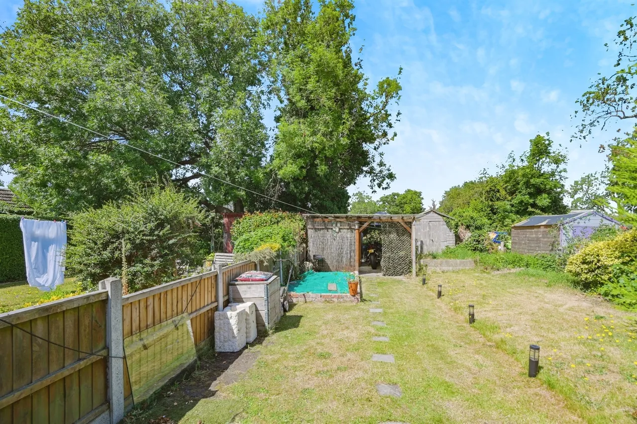 Victoria Avenue, Borrowash, DE72, photo 16