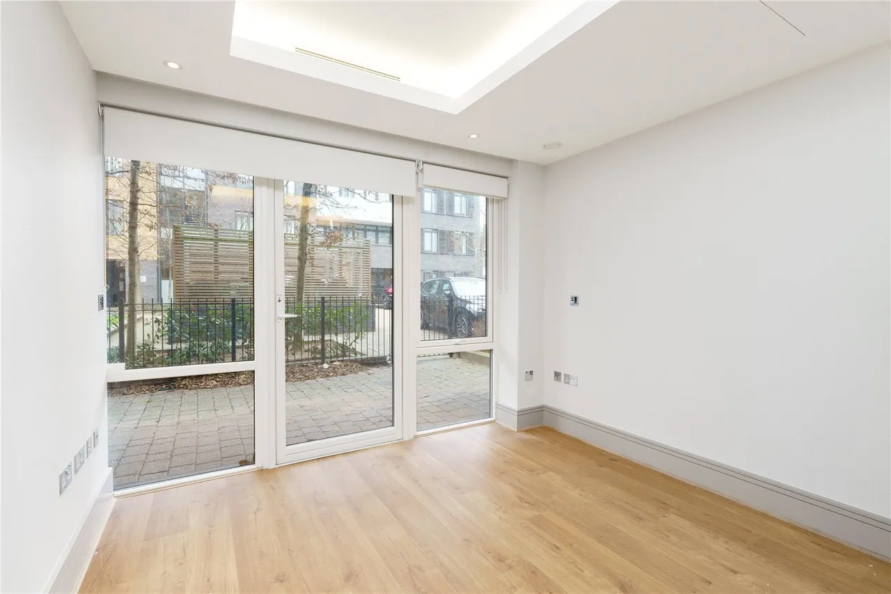 Benjamin House, Cecil Grove, St John's Wood, London, NW8 7EF, photo 4