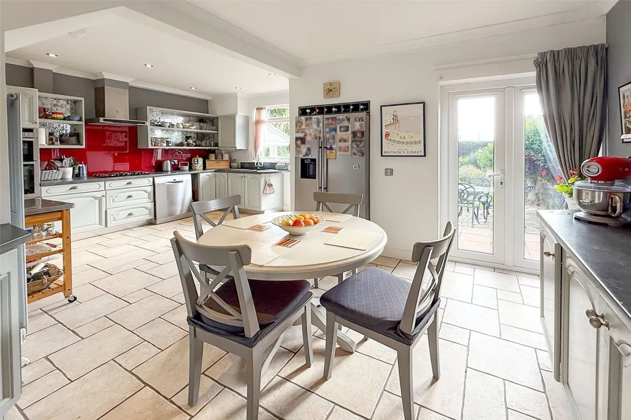 Littlehampton, BN17, photo 5