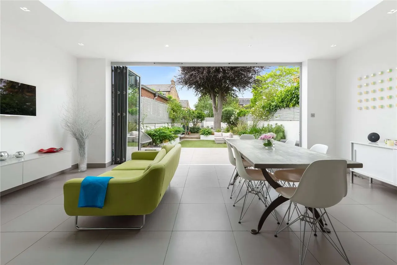 Endlesham Road, London, SW12 8JL, photo 5