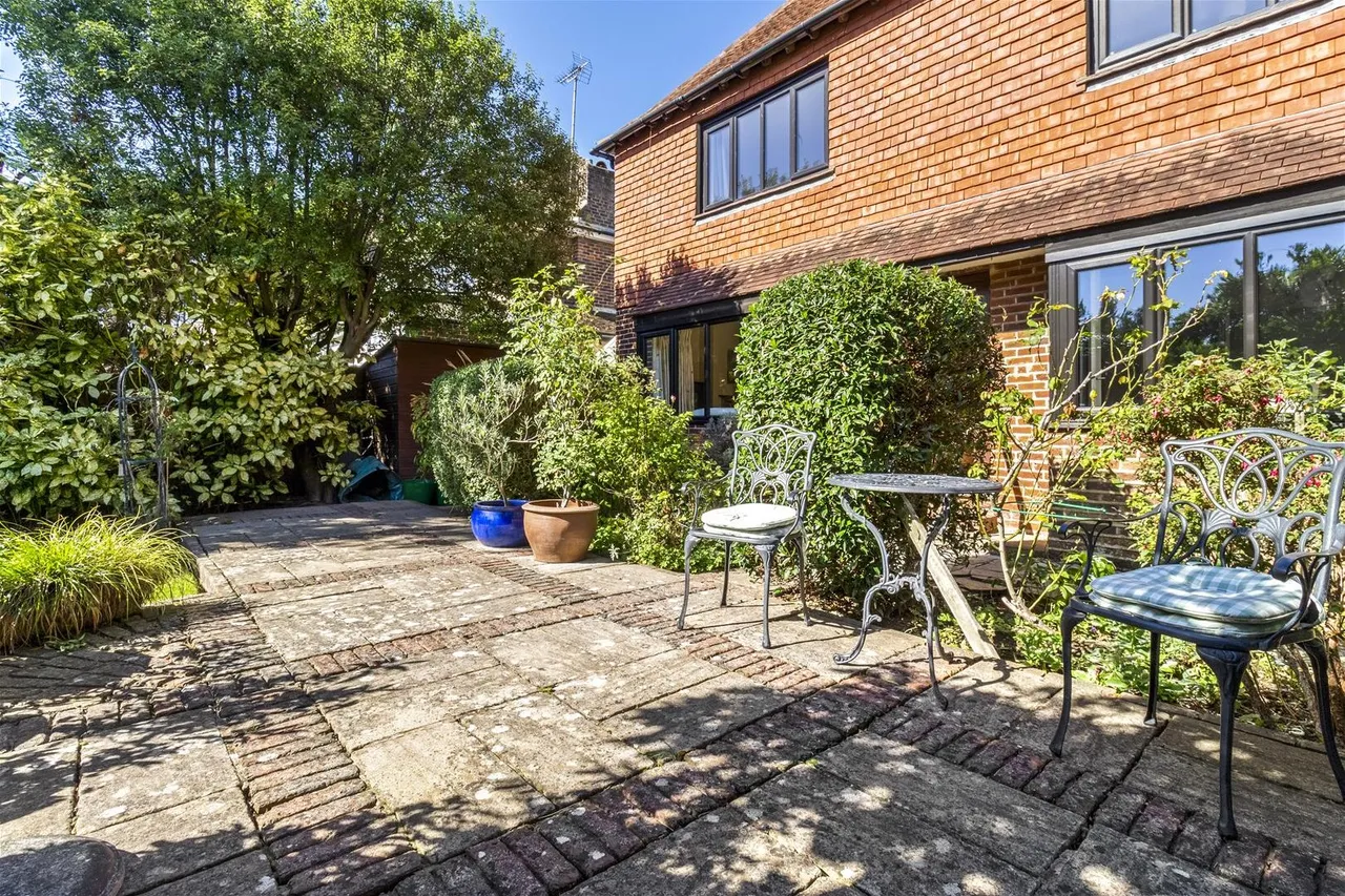 Lansdowne Road, Worthing, photo 14