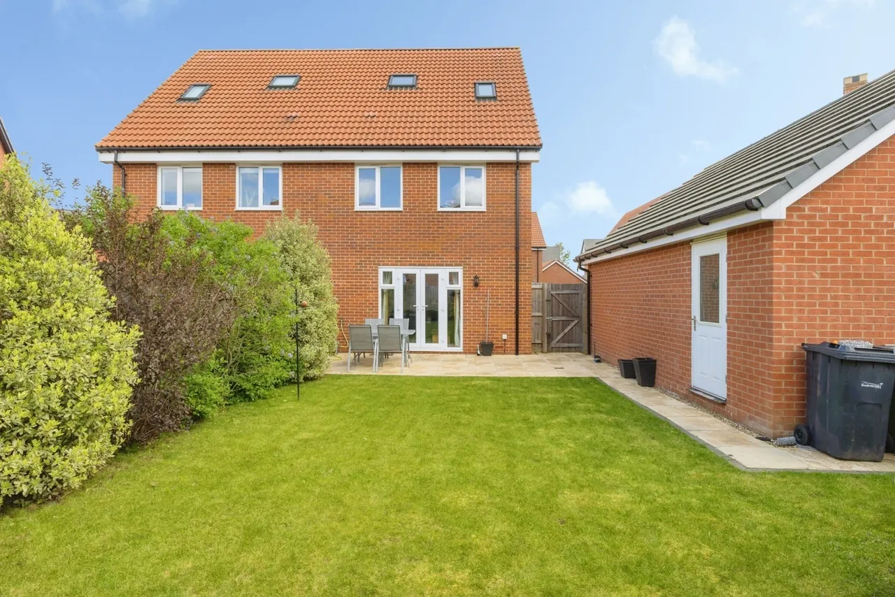 Saffron Avenue, Wymondham, Norfolk, NR18, photo 5