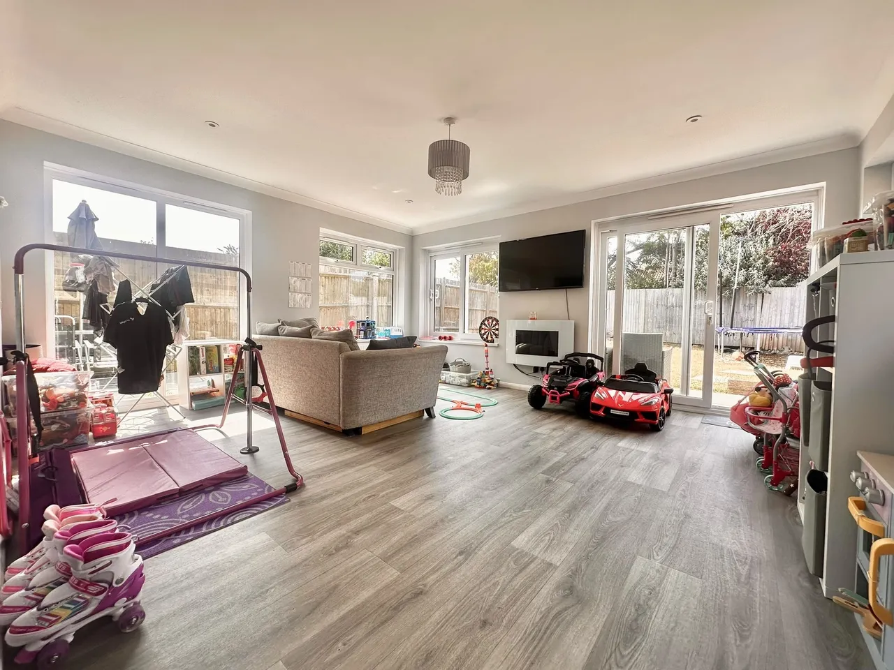 Peyton Close, Eastbourne, photo 9