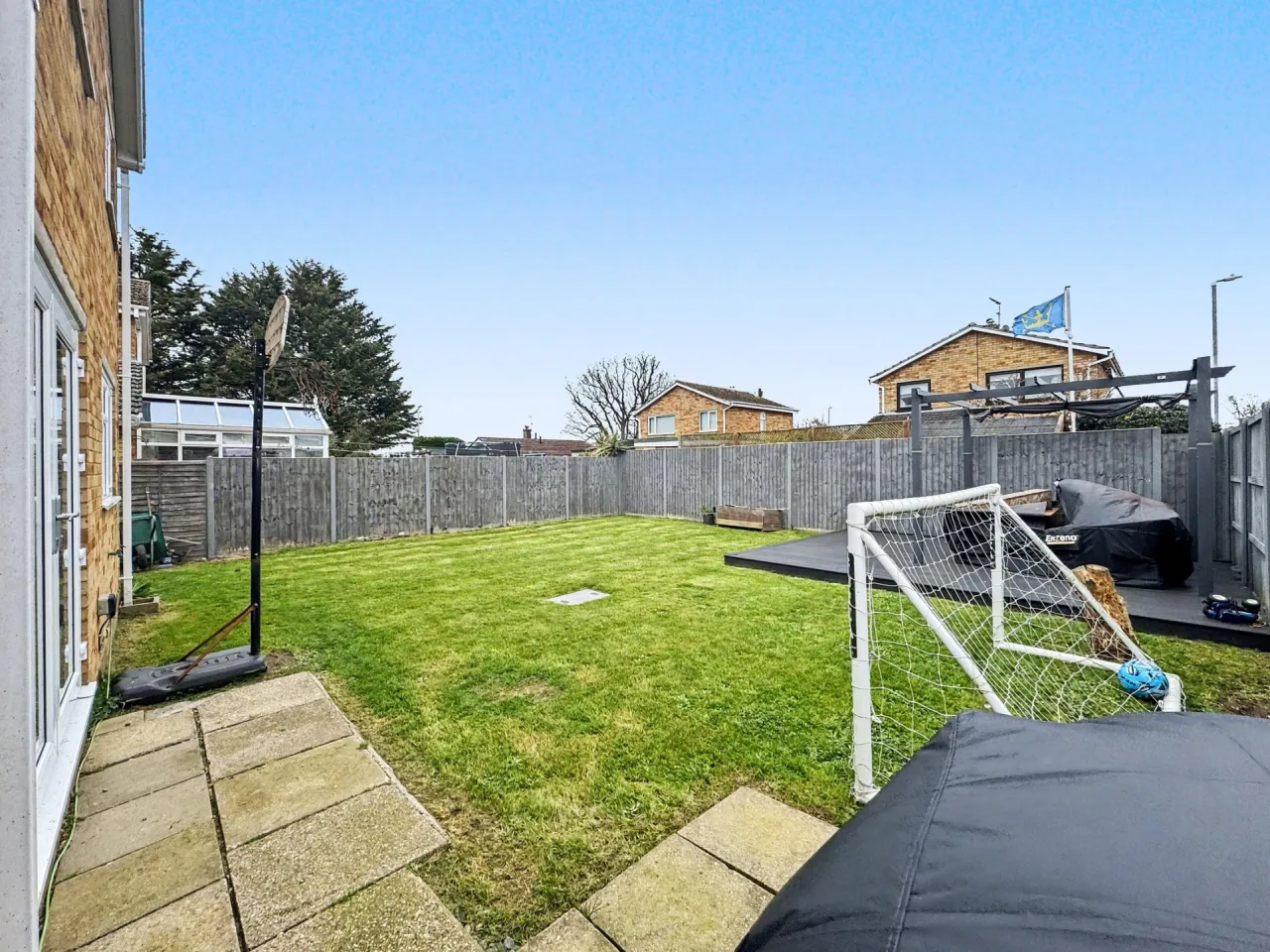 Pinewood Gardens, North Cove, photo 17