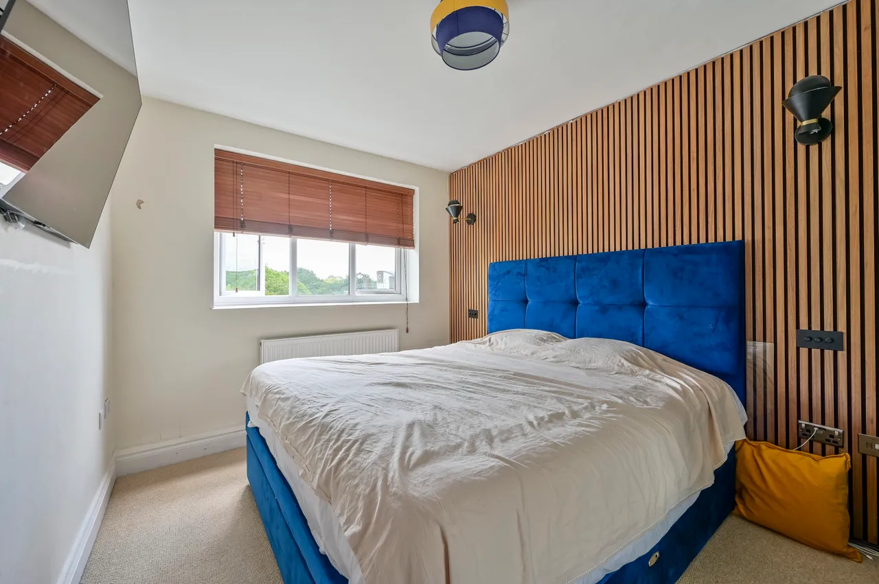 10 Innes Gardens, London, photo 4