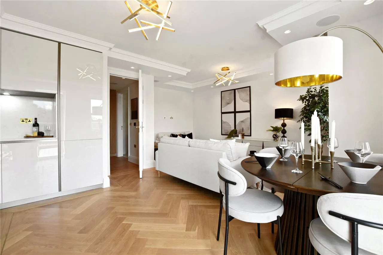 The Ridgeway, Enfield, EN2 8PD, photo 4