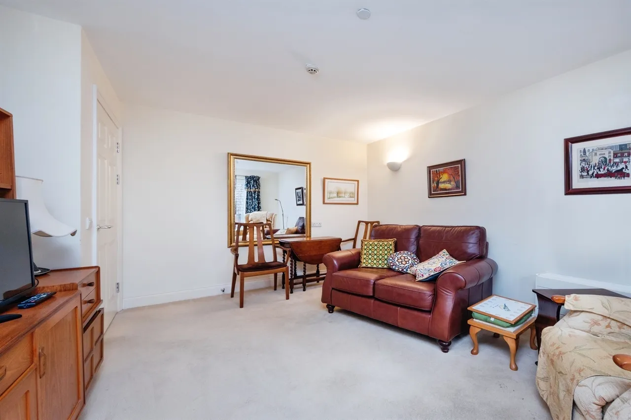 Westbury Lane, Newport Pagnell, photo 7