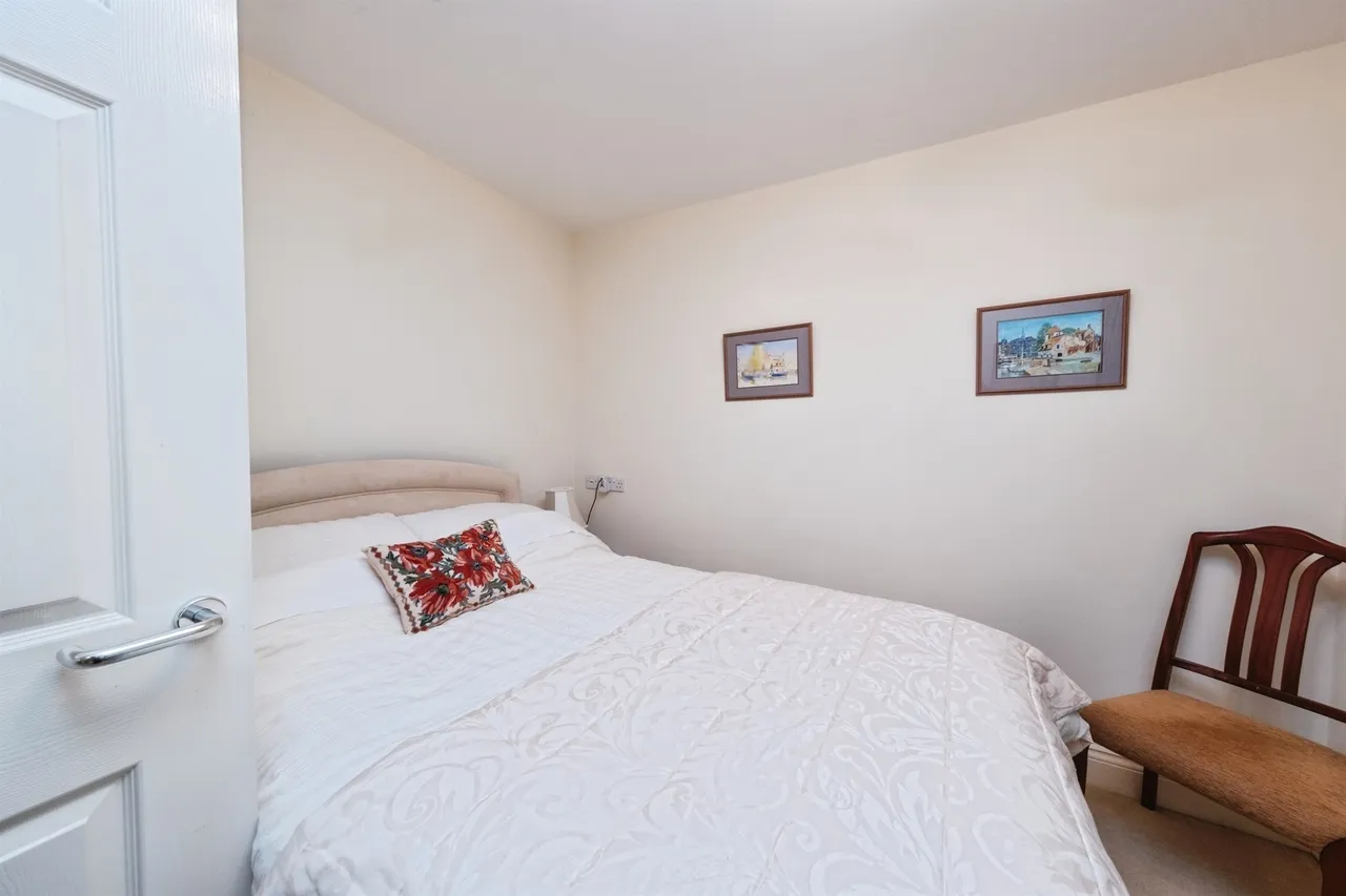 Westbury Lane, Newport Pagnell, photo 11