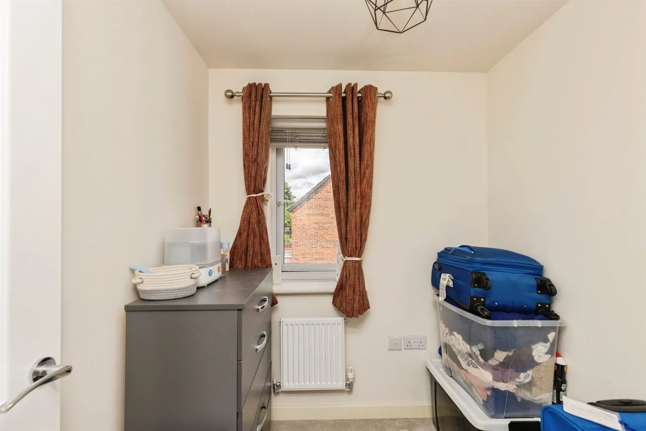 Magnolia Road, Seacroft, LS14, photo 10