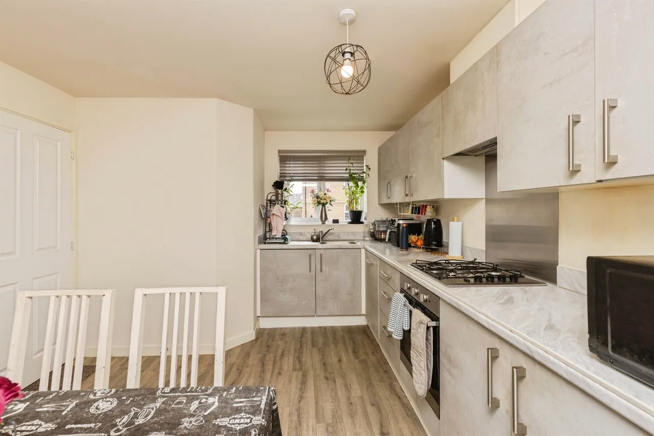 Magnolia Road, Seacroft, LS14, photo 6