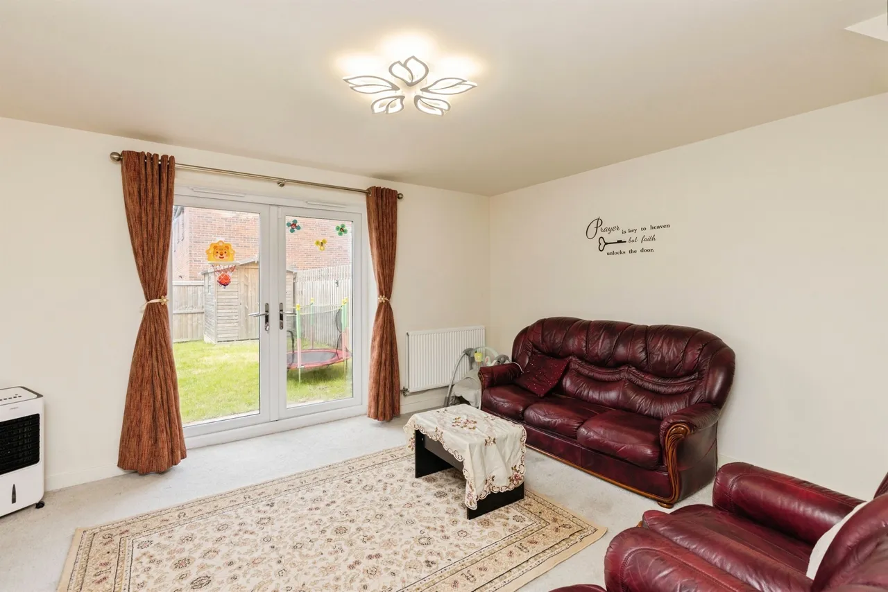 Magnolia Road, Seacroft, LS14, photo 4